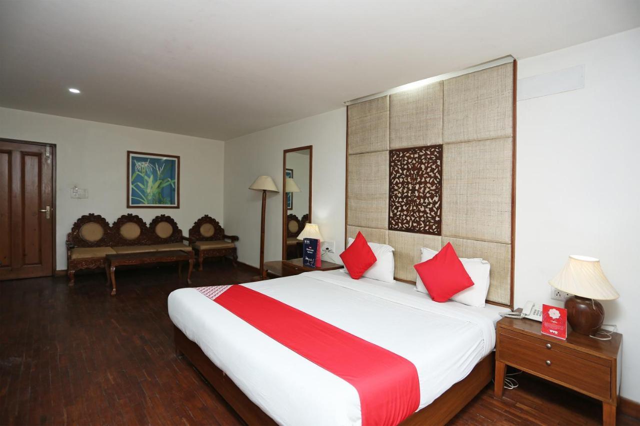 Oyo 27008 Paradise Gateway Hotel Srīnagar Kültér fotó